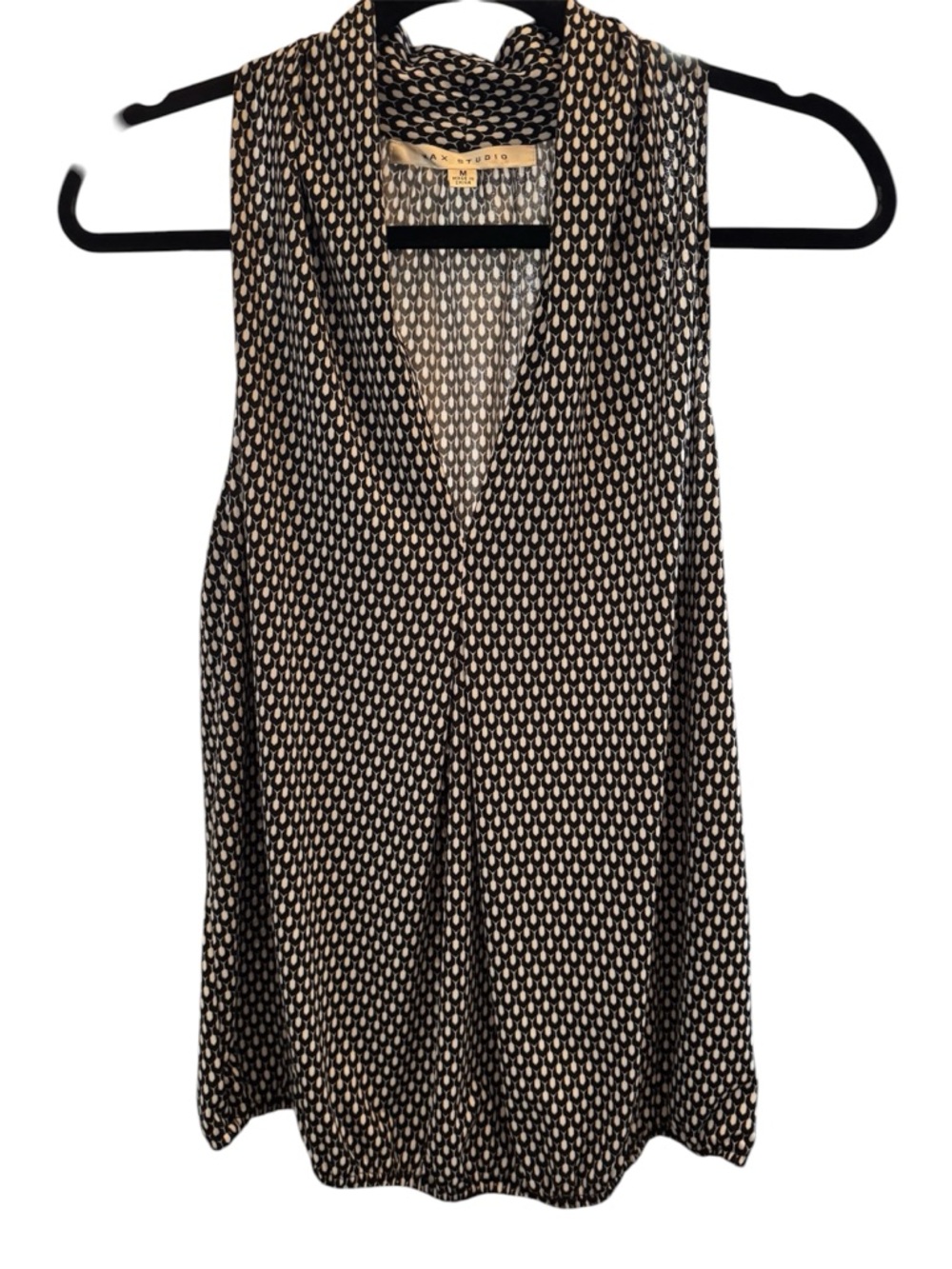 Max Studio Black & Cream Sleeveless V-Neck Printed Camisole